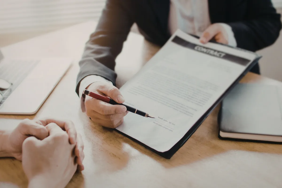 7 Red Flags to Look for in a Background Check Contract